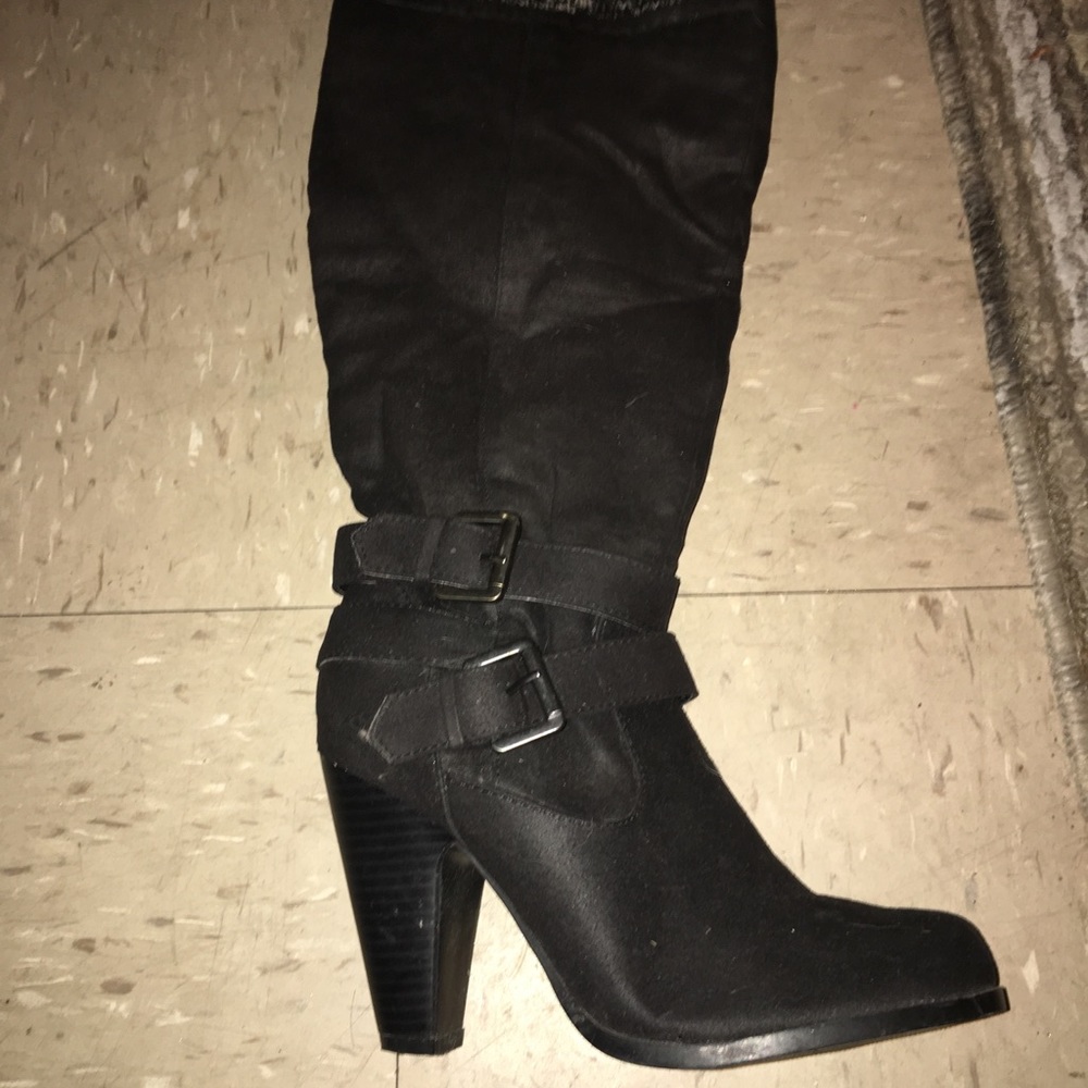 Boots - Picture 2 of 2